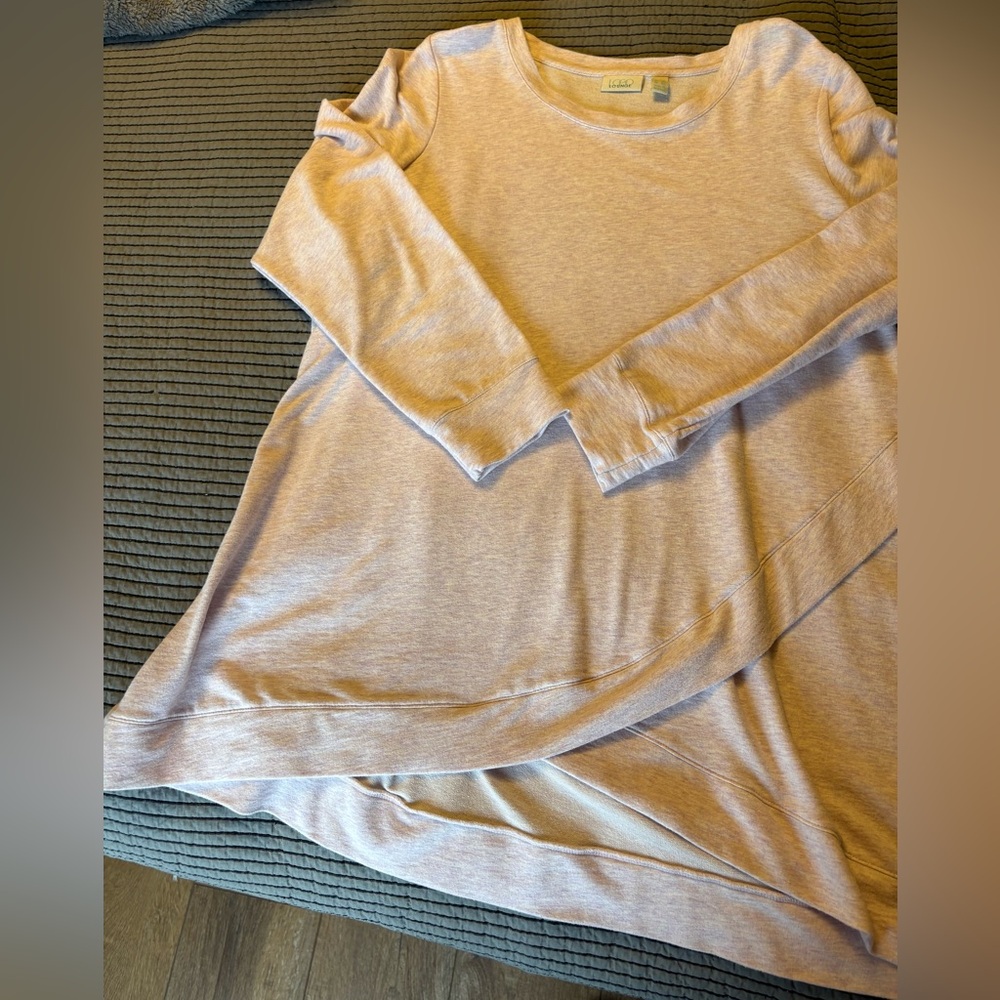 Logo by Lori Goldstein Light Lavender sweatshirt with asymmetric hem